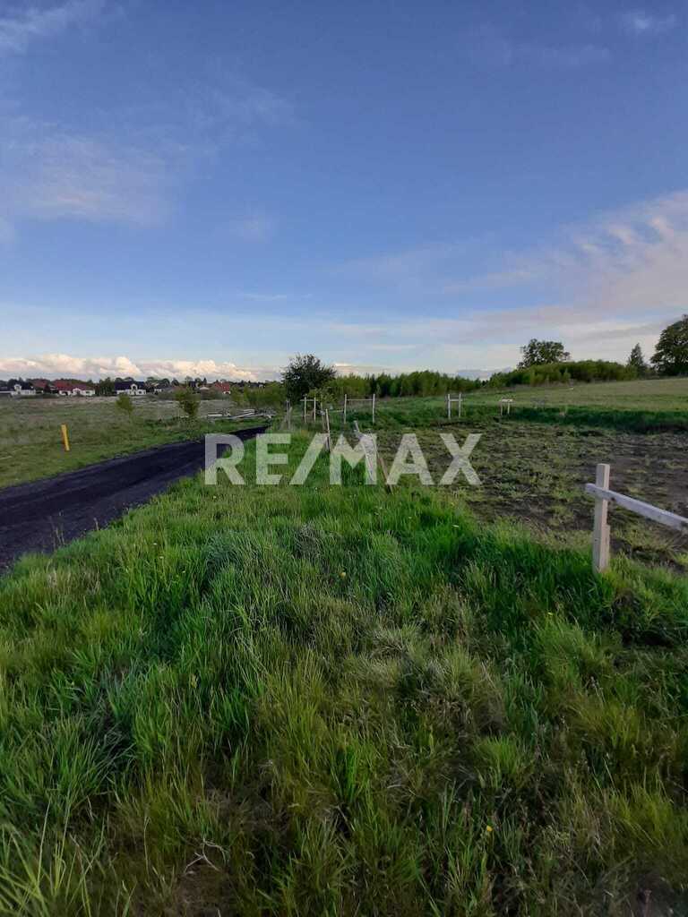 Działka gotowa do realizacji Twoich marzeń (1)