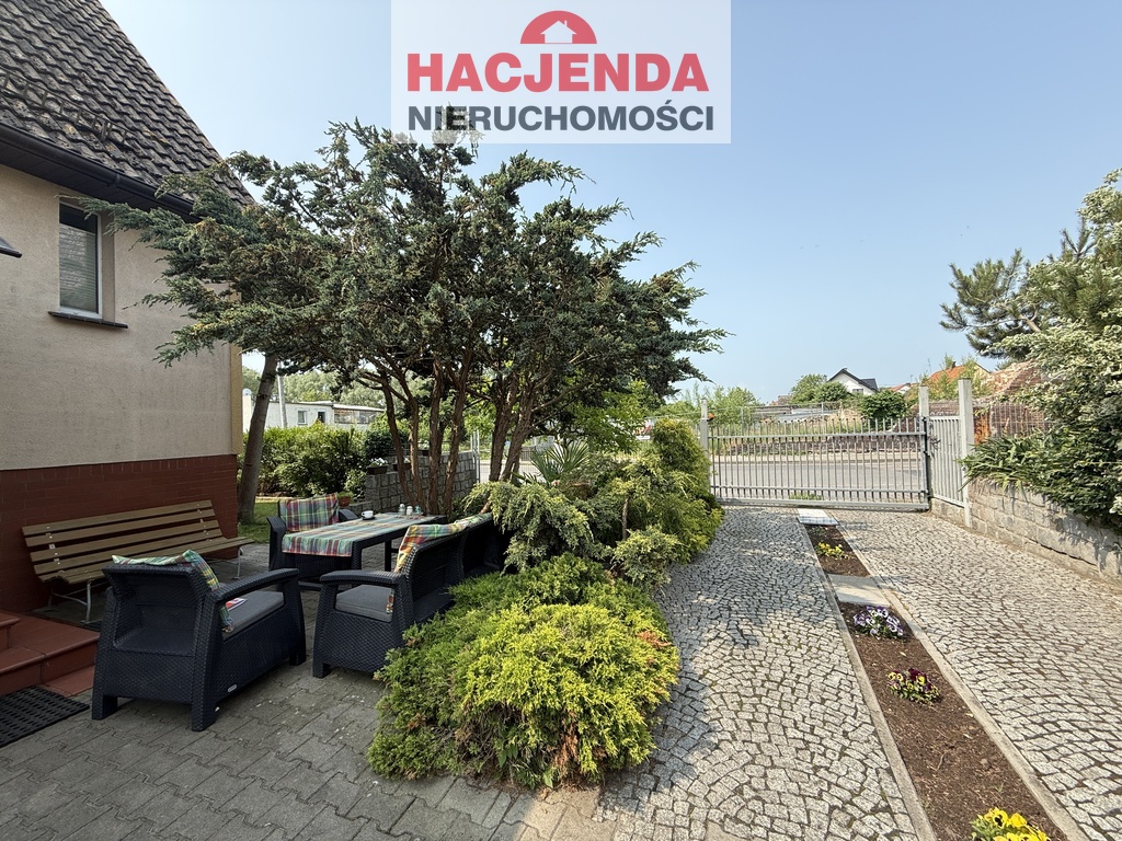 DOM JEDNORODZINNY WOLNOSTOJĄCY (3)