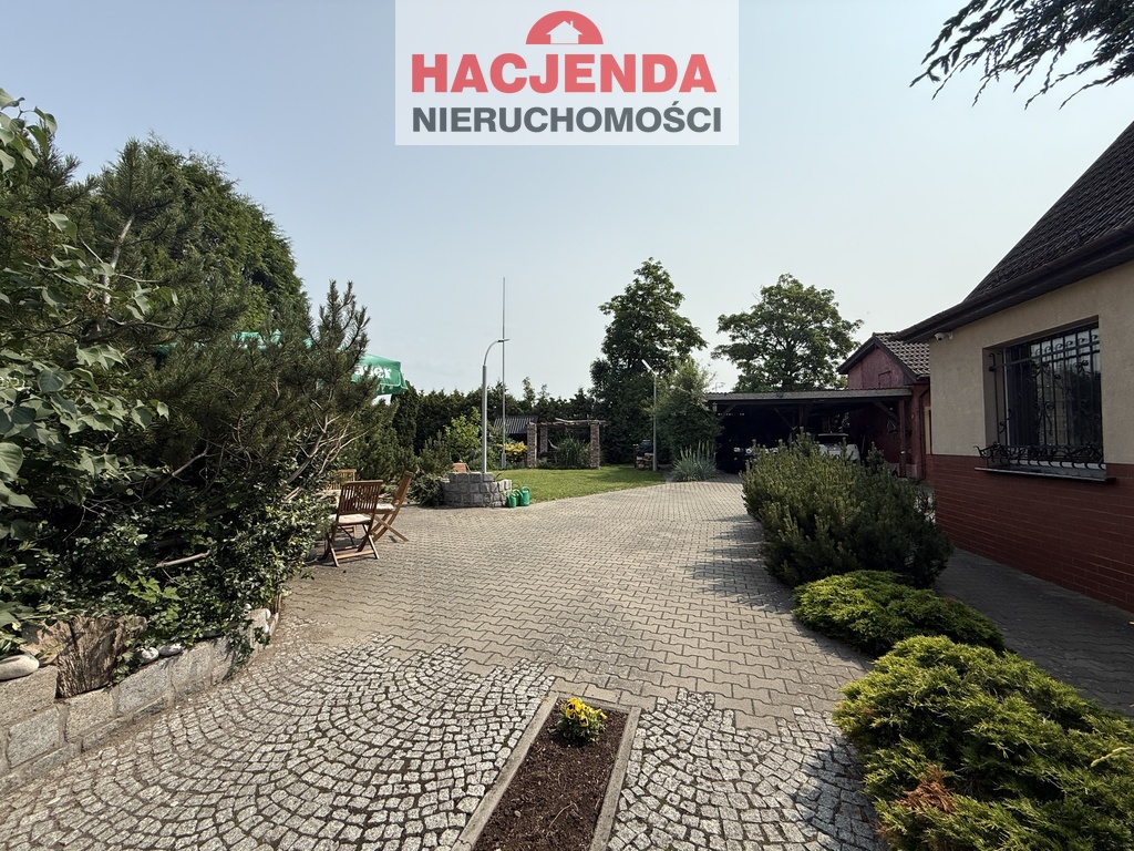 DOM JEDNORODZINNY WOLNOSTOJĄCY (2)