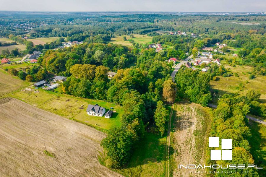 Działka budowlana z własnym lasem i strumieniem... (13)