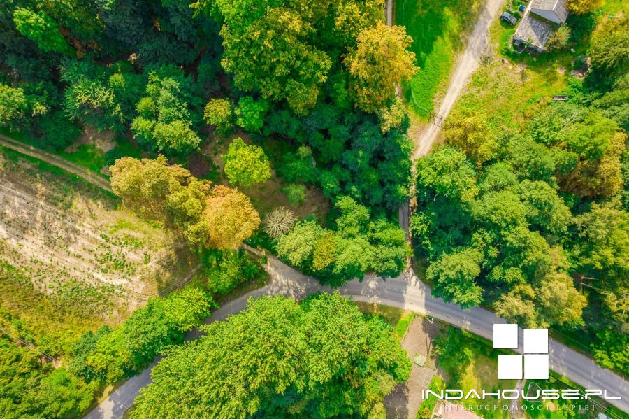 Działka budowlana z własnym lasem i strumieniem... (21)