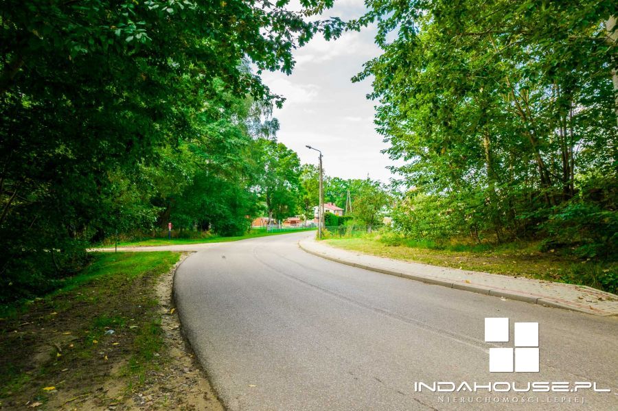 Działka budowlana z własnym lasem i strumieniem... (27)