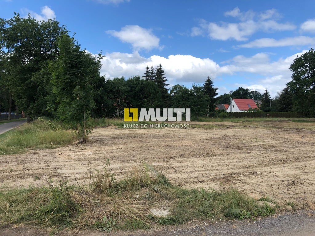 Działka w Rzędzinach z potencjałem, 815.535 zł. (2)