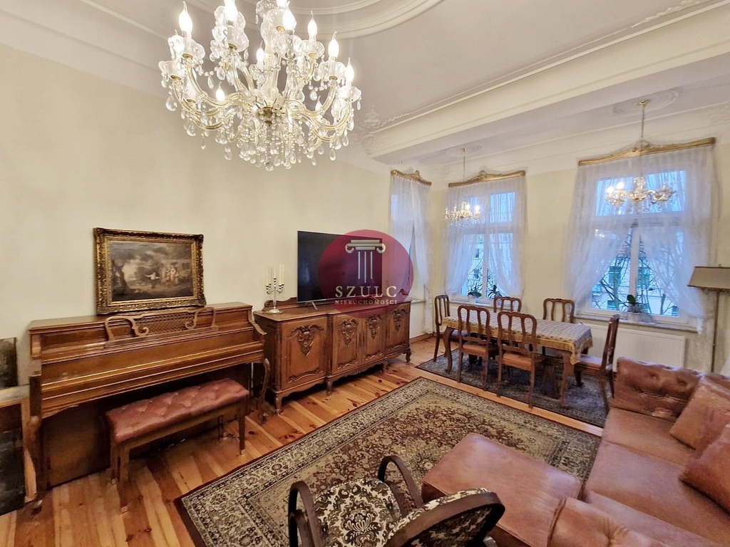 Piękny apartament w Centrum. (1)