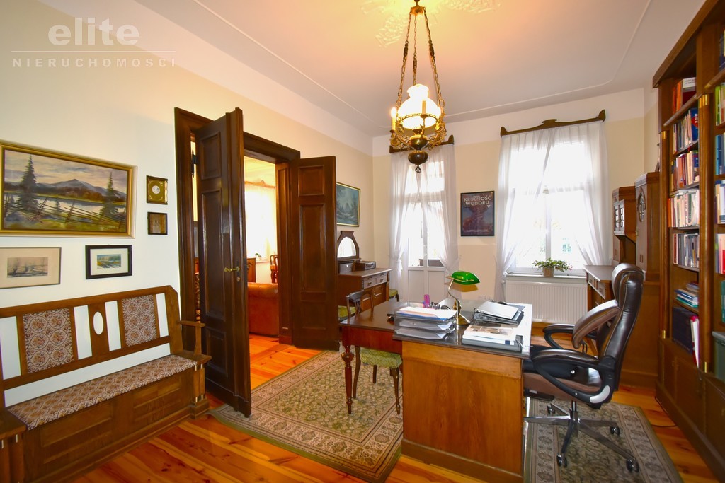 Nietuzinkowe mieszkanie 148m2 w centrum miasta (6)