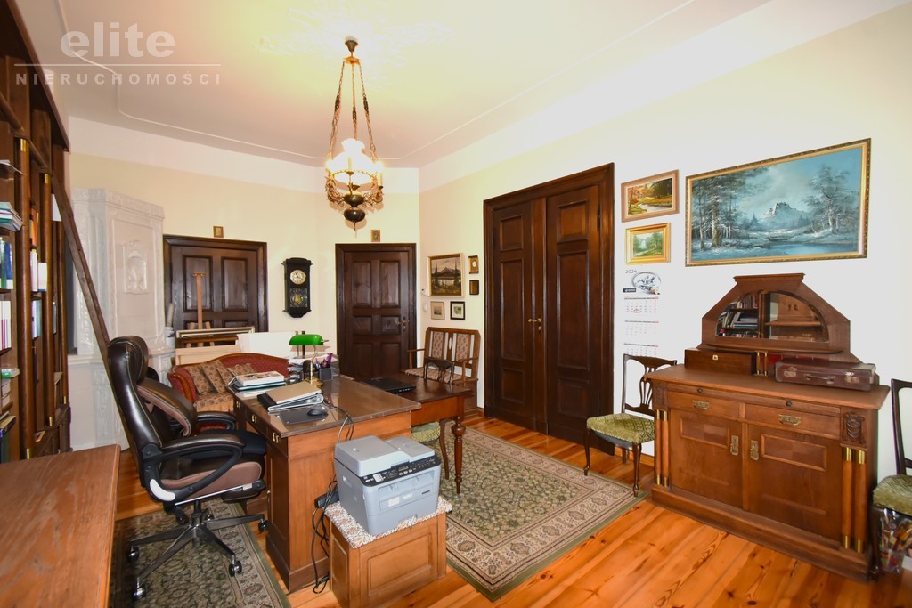 Nietuzinkowe mieszkanie 148m2 w centrum miasta (8)