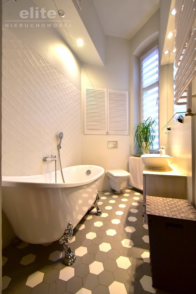 Nietuzinkowe mieszkanie 148m2 w centrum miasta (17)