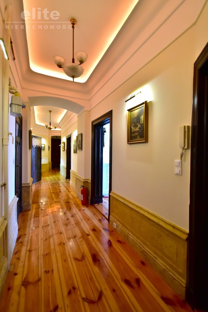 Nietuzinkowe mieszkanie 148m2 w centrum miasta (26)