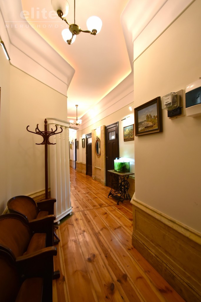 Nietuzinkowe mieszkanie 148m2 w centrum miasta (27)