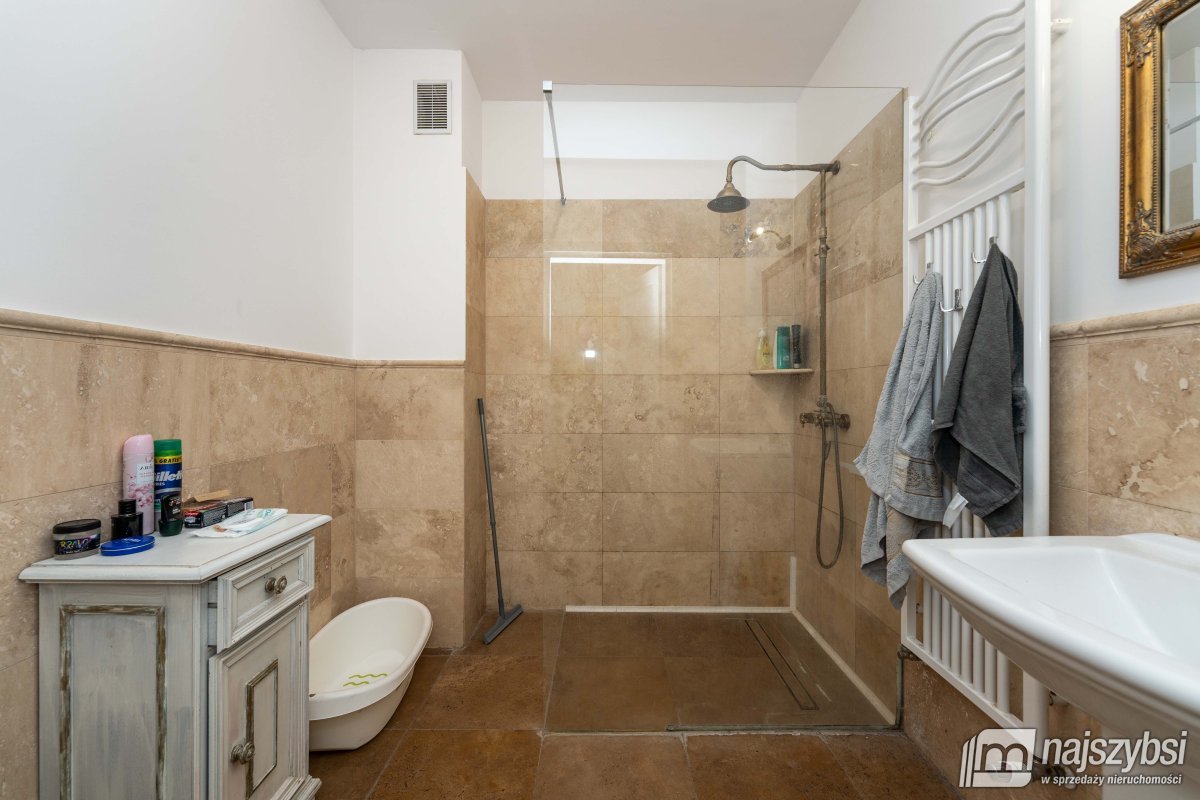 Babigoszcz- duży dom na sprzedaż (21)