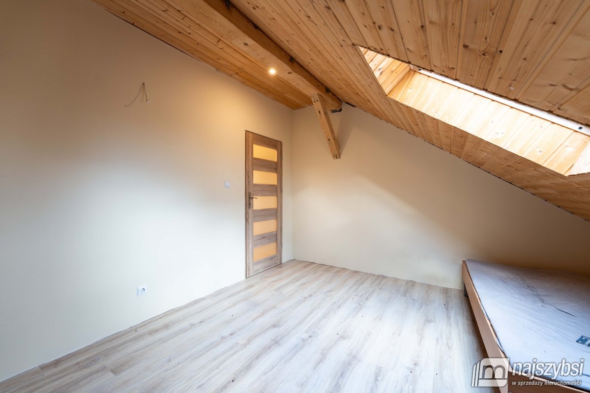 Babigoszcz- duży dom na sprzedaż (25)