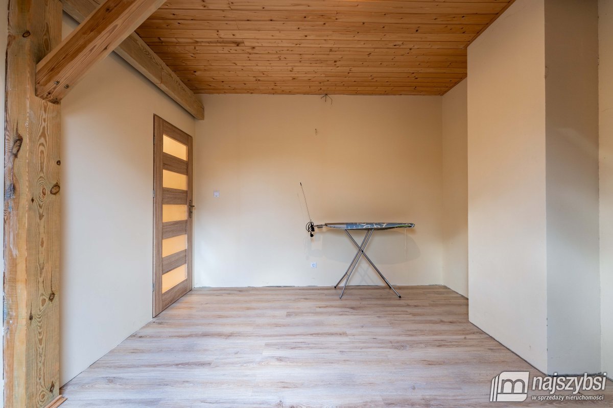 Babigoszcz- duży dom na sprzedaż (27)
