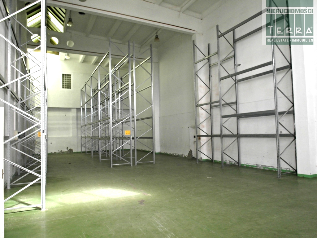 HALA MAGAZYNOWA + BIURO (3)