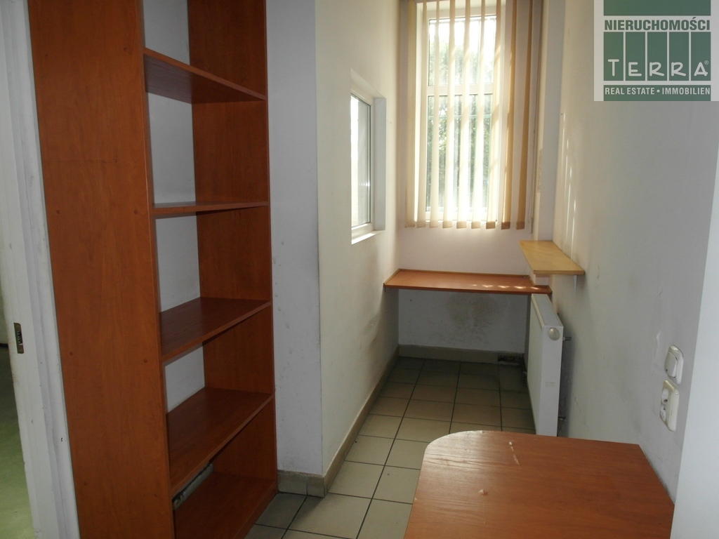 HALA MAGAZYNOWA + BIURO (4)