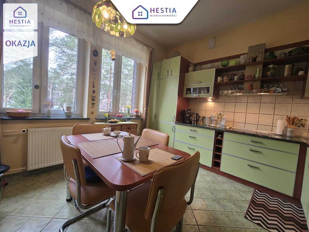 Dwupoziomowe mieszkanie blisko lasu (3)