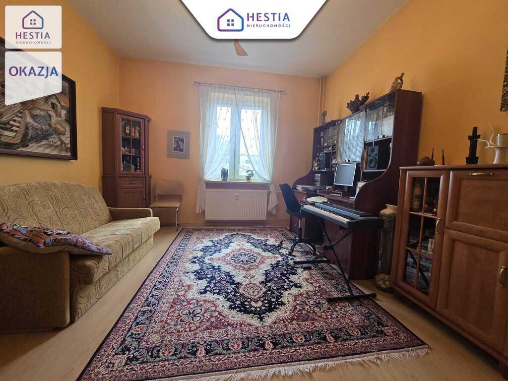 Dwupoziomowe mieszkanie blisko lasu (16)