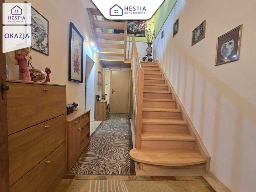 Dwupoziomowe mieszkanie blisko lasu (1)