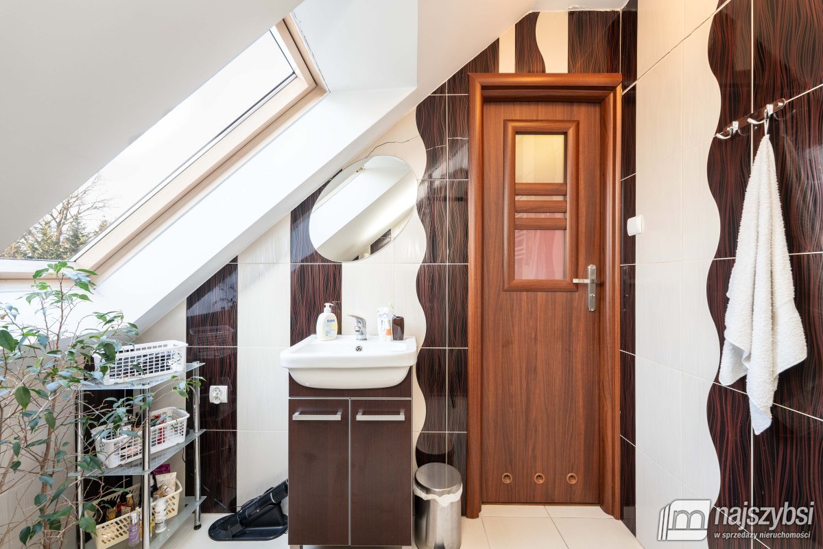 Poczernin/Przemocze - dom 222m ² z dużą działką  (16)