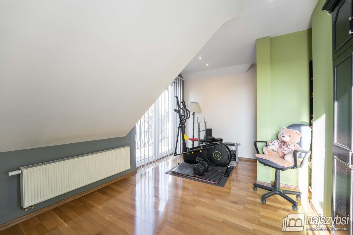 Poczernin/Przemocze - dom 222m ² z dużą działką  (20)