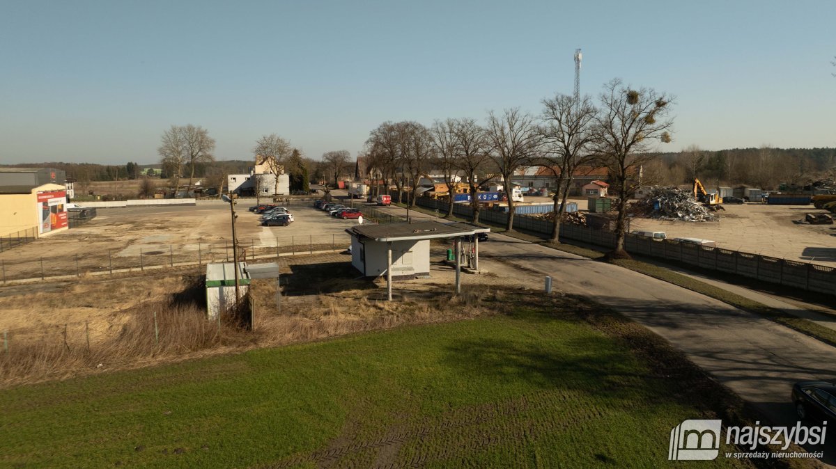 Golczewo -  duża działka 2333 m2 + stacja paliw (11)