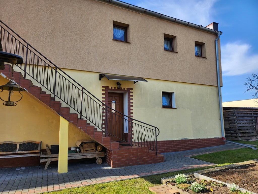 Wolno stojący, 160 m2, Złocieniec  (3)