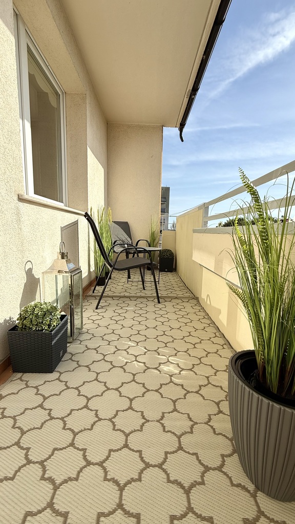 Na sprzedaż 3 pokojowe mieszkanie w Kołobrzegu (2)