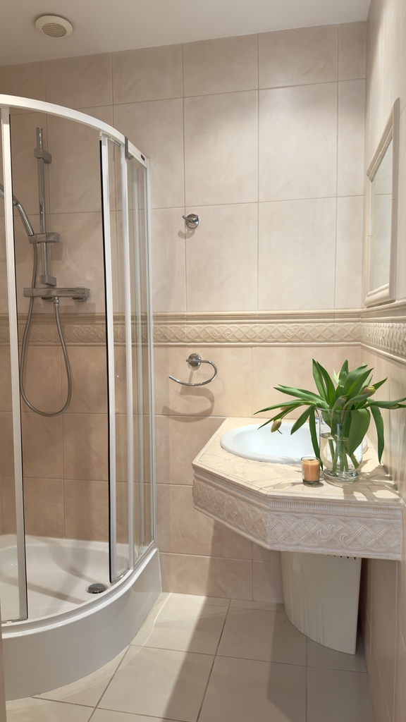 Na sprzedaż 3 pokojowe mieszkanie w Kołobrzegu (11)