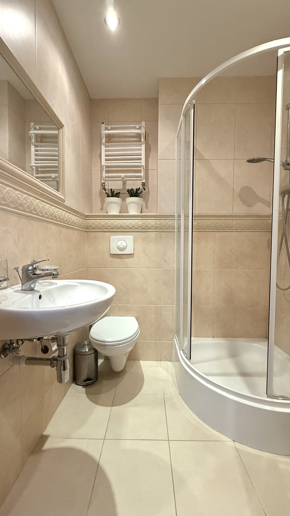 Na sprzedaż 3 pokojowe mieszkanie w Kołobrzegu (16)