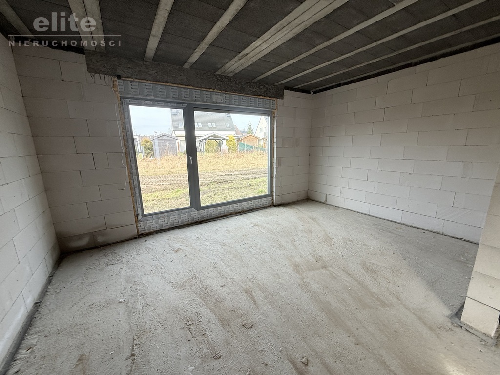 Trzęsacz II etap dom 4pok tylko 400m do morza (8)