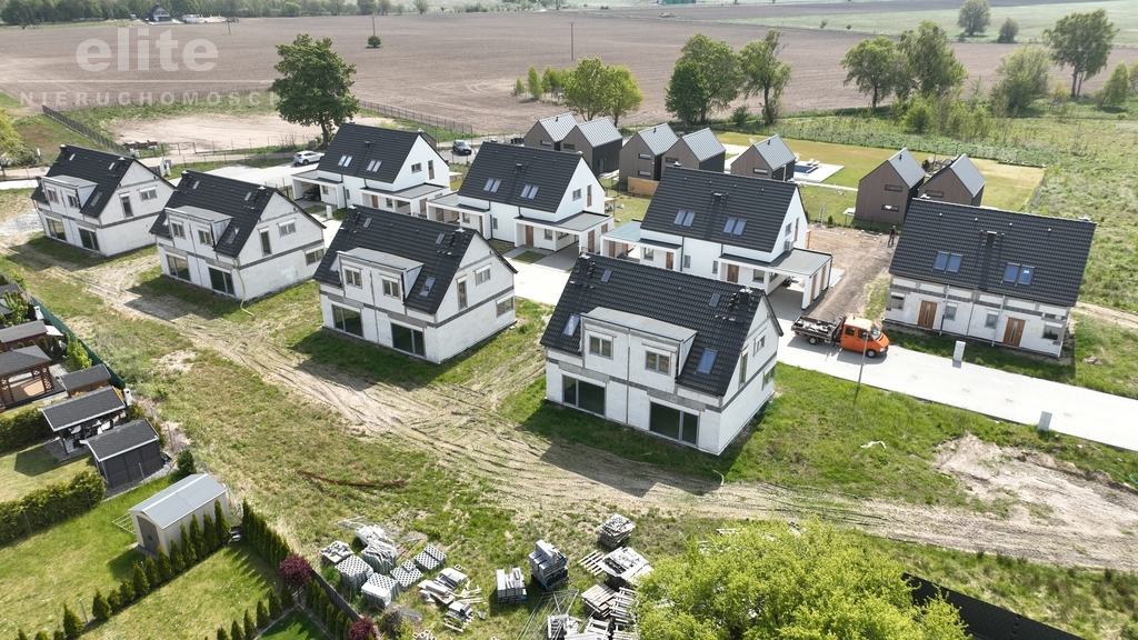 Trzęsacz II etap dom 4pok tylko 400m do morza (3)