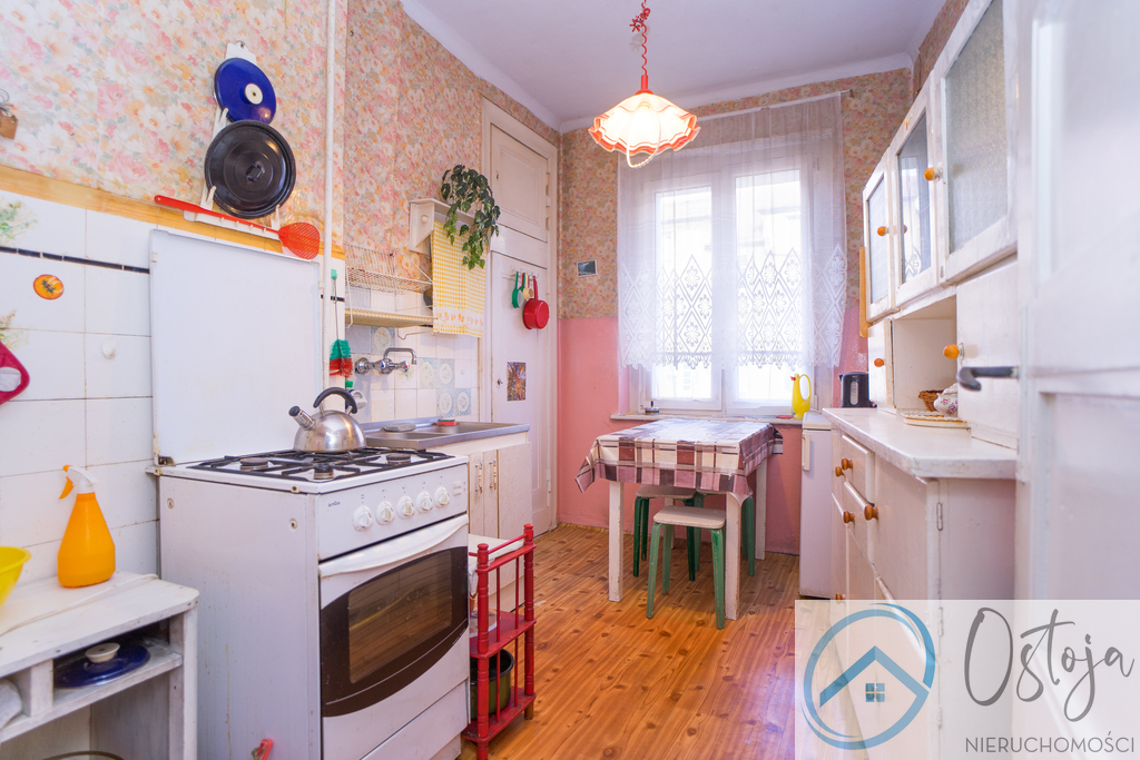 Do remontu 3 pok. na parterze w Centrum (9)