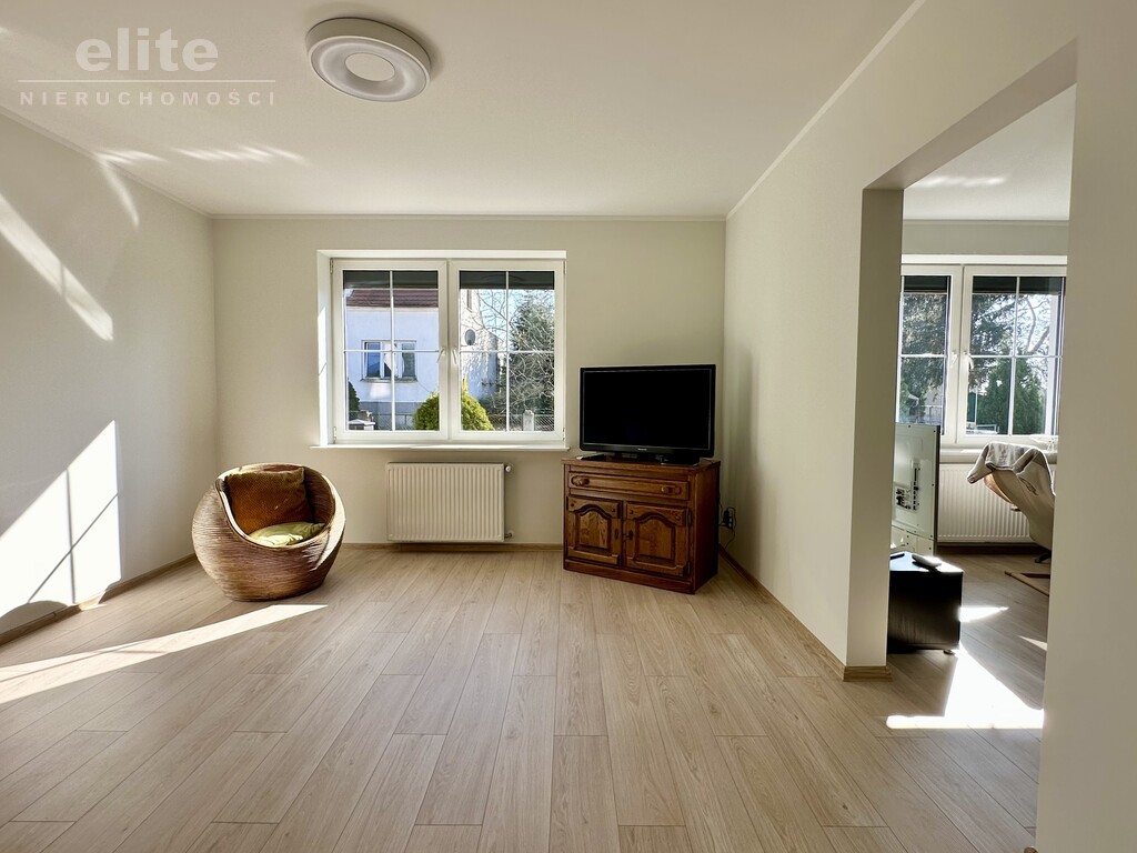 Warszewo klimatyczny dom o pow. całkowitej 330 m2 (17)