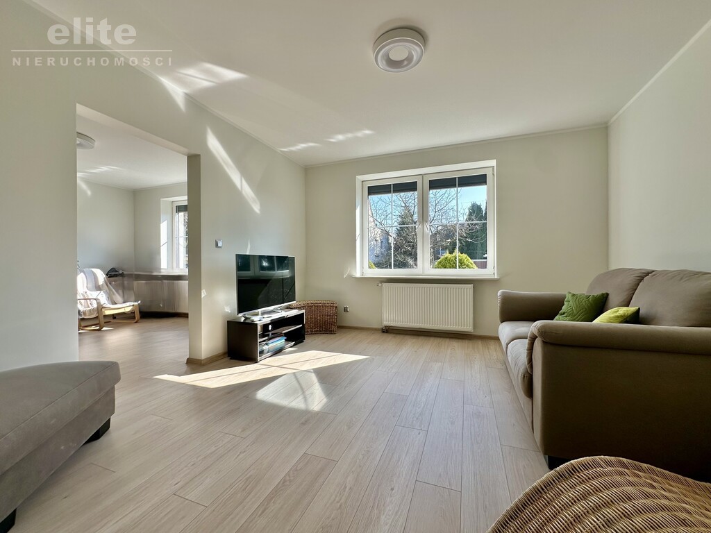 Warszewo klimatyczny dom o pow. całkowitej 330 m2 (23)