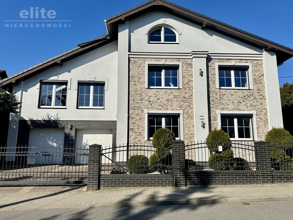 Warszewo klimatyczny dom o pow. całkowitej 330 m2 (21)