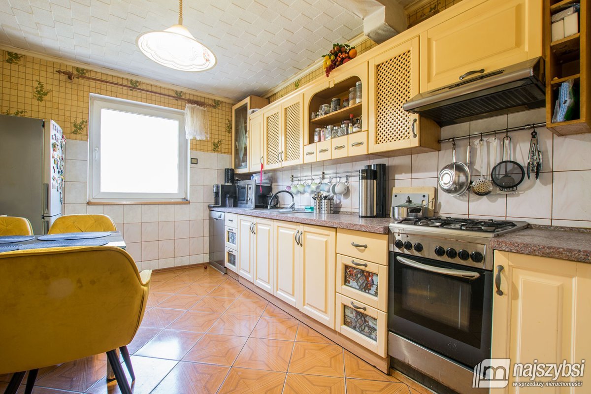 Świnoujście - mieszkanie z garażem i działką (4)