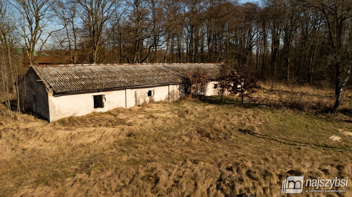 Stepnica - działka 5400m2 z zabudową magazynową (11)