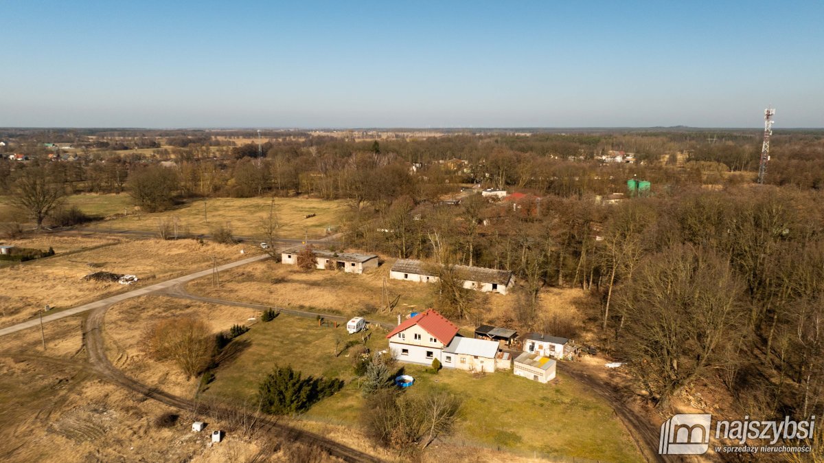 Stepnica - działka 5400m2 z zabudową magazynową (4)