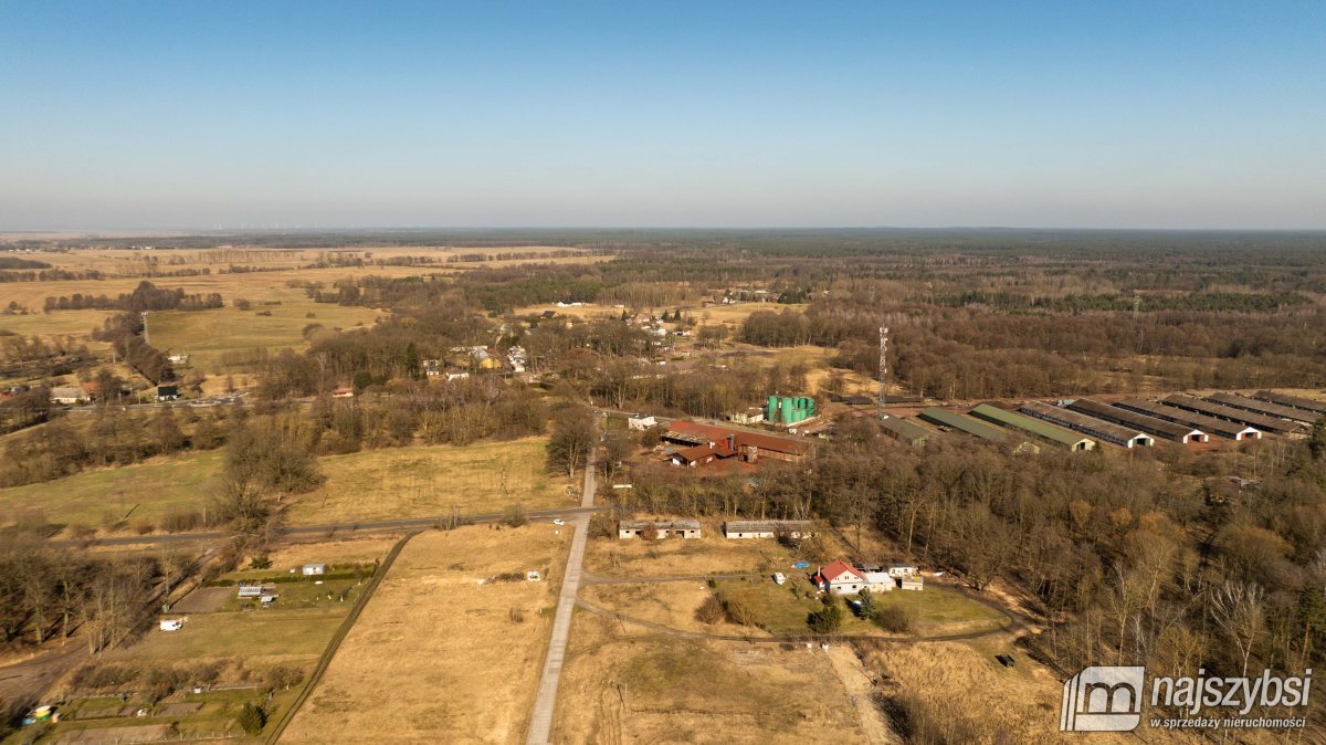 Stepnica - działka 5400m2 z zabudową magazynową (6)