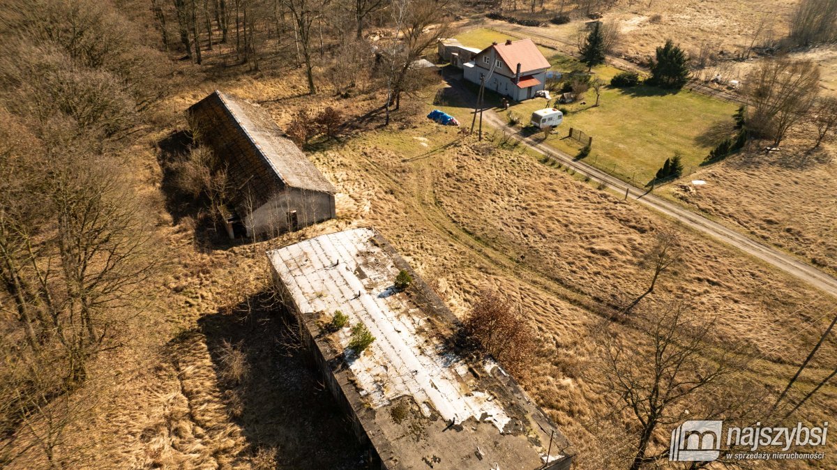 Stepnica - działka 5400m2 z zabudową magazynową (9)