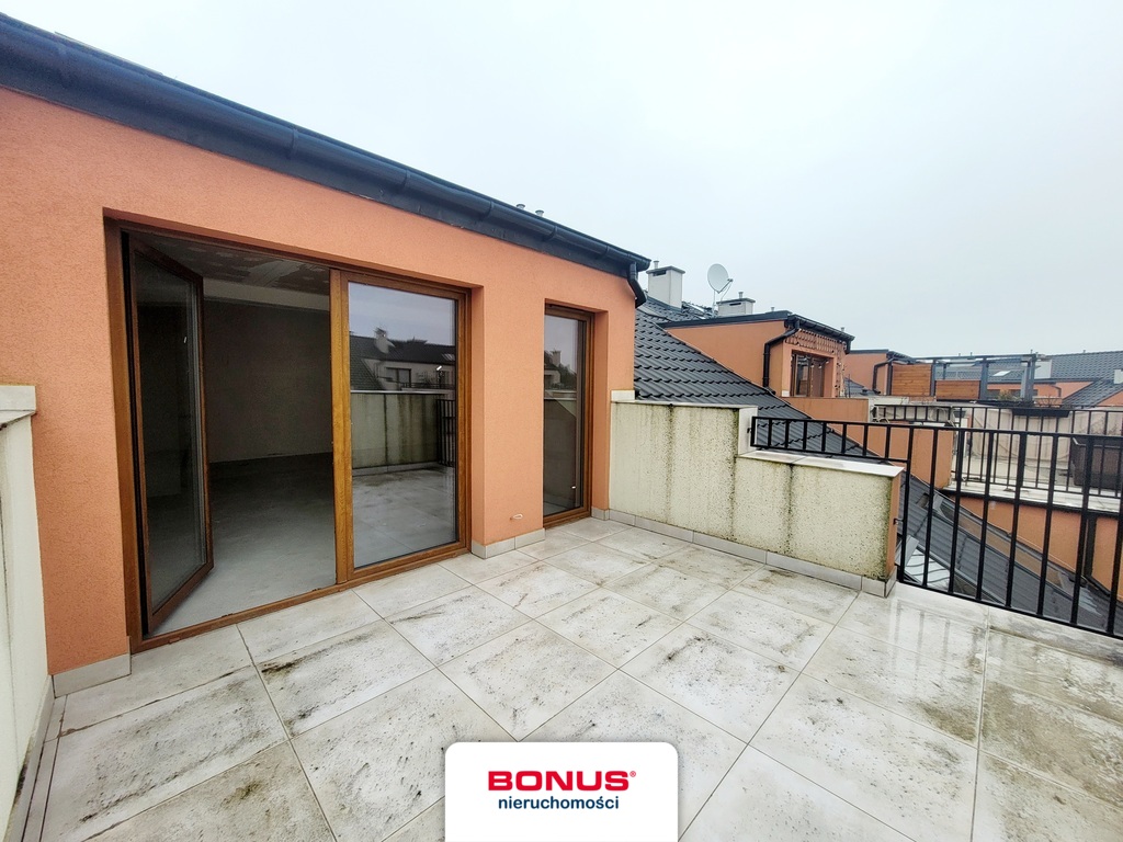 Dwa poziomy | 79,53 | Taras 13,56 | Skarbimierzyce (7)