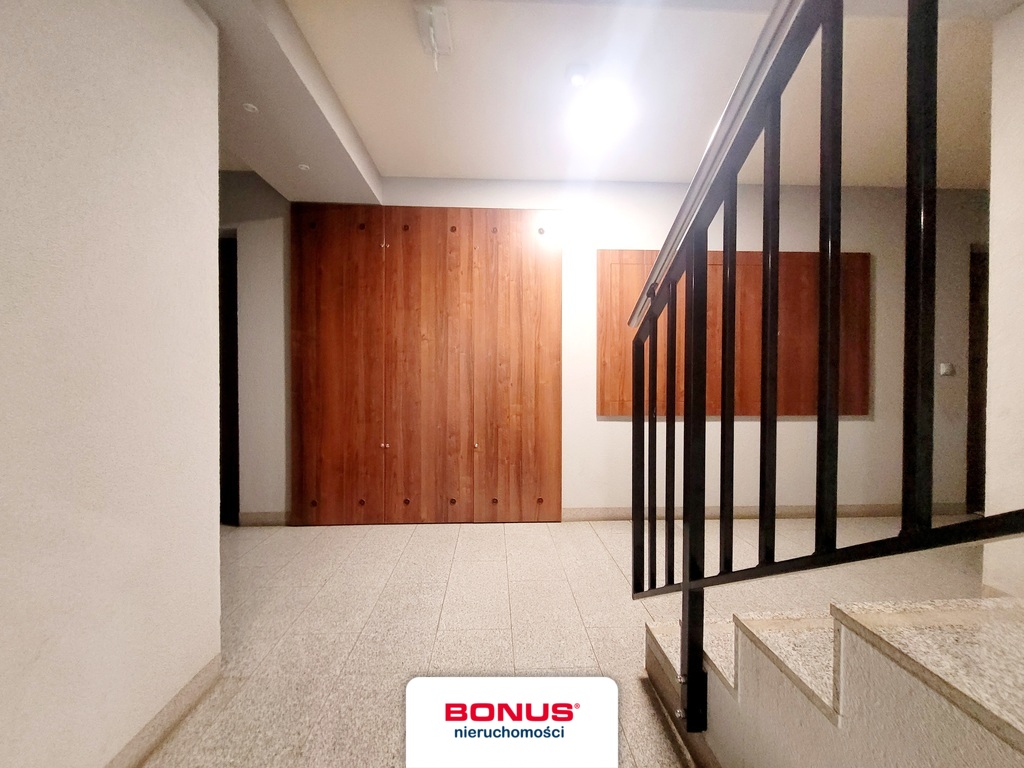 Dwa poziomy | 79,53 | Taras 13,56 | Skarbimierzyce (10)