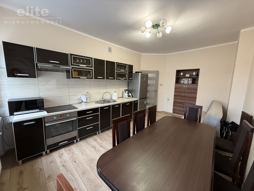 5lipca 2 pokoje 53m2,odnowiona kamienica 440 tys. (8)