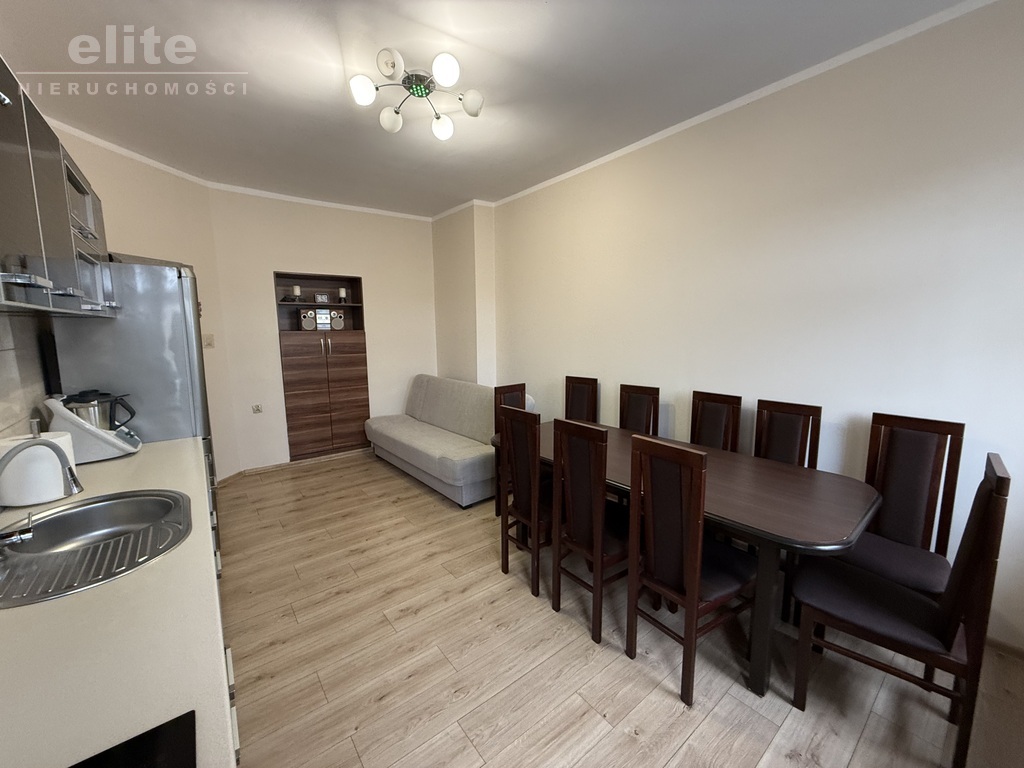 5lipca 2 pokoje 53m2,odnowiona kamienica 440 tys. (9)