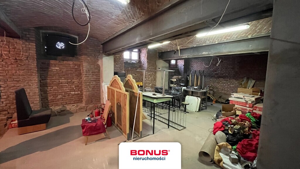 Ścisłe Centrum Szczecina-lokal komercyjny (8)