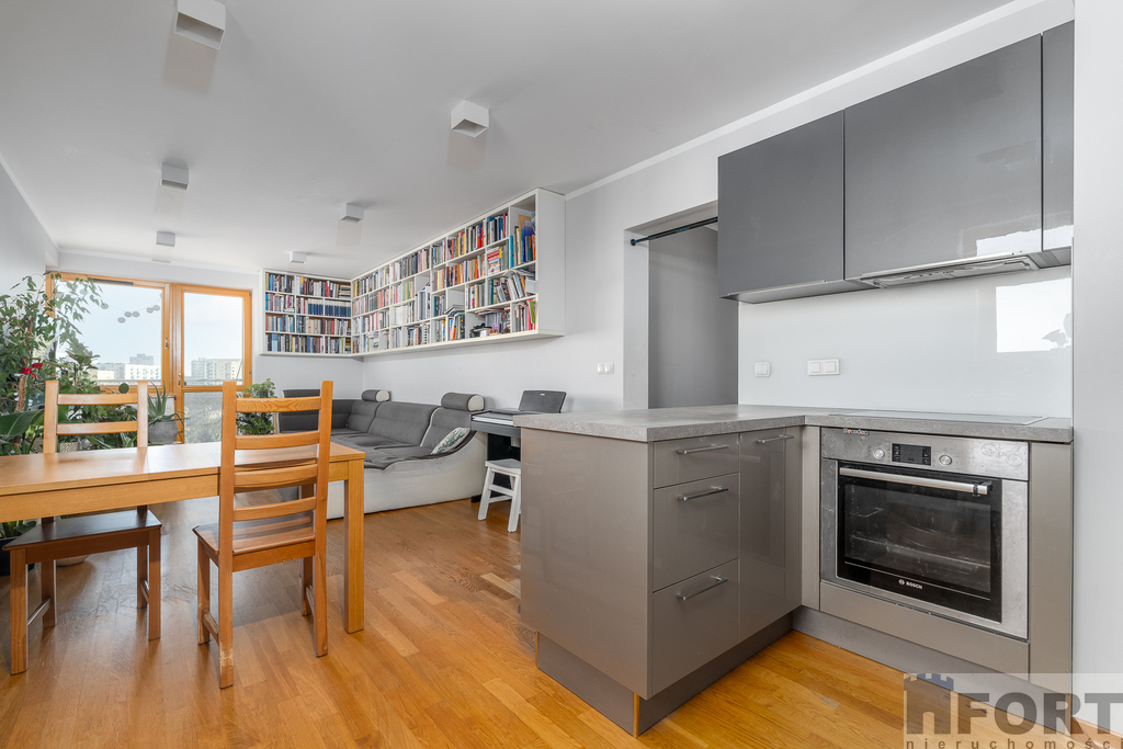 Osiedle Polonia-piękne 3 pok. z narożnym balkonem. (3)