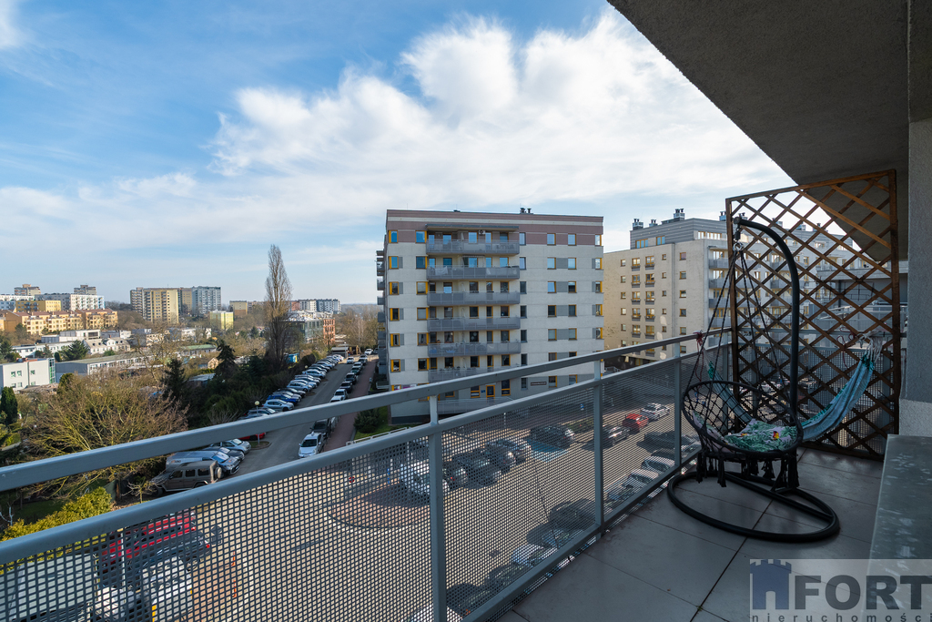 Osiedle Polonia-piękne 3 pok. z narożnym balkonem. (15)