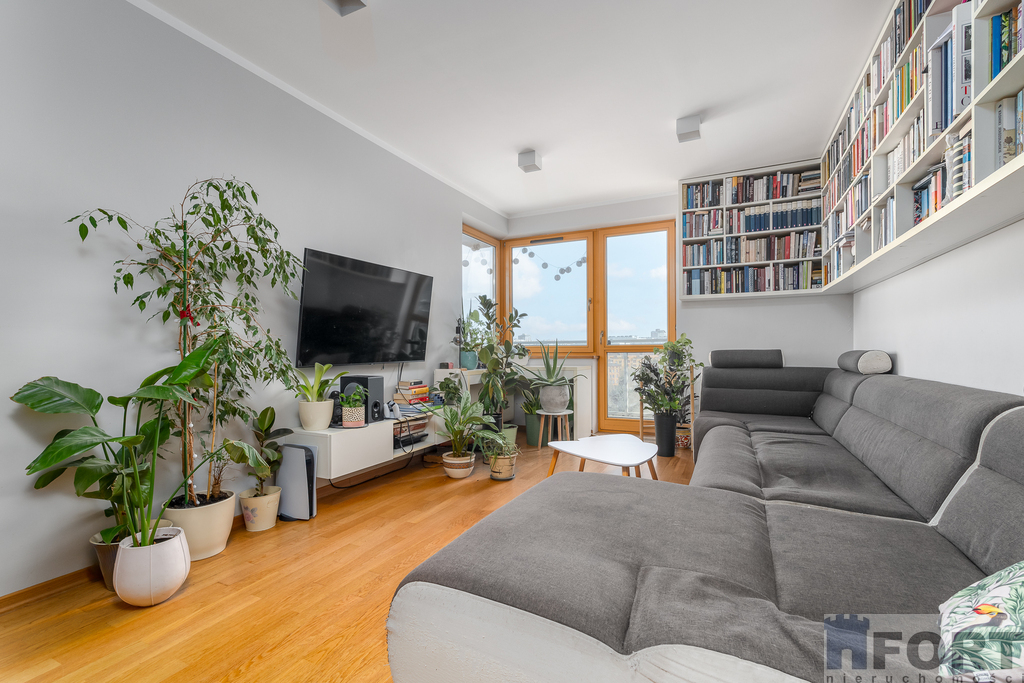 Osiedle Polonia-piękne 3 pok. z narożnym balkonem. (7)