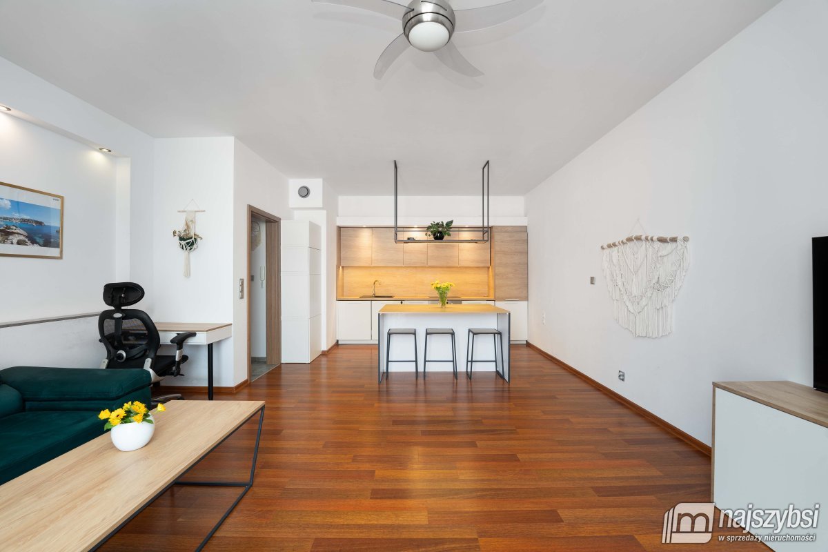 Kołobrzeg-mieszkanie z miejscem postojowym w cenie (1)