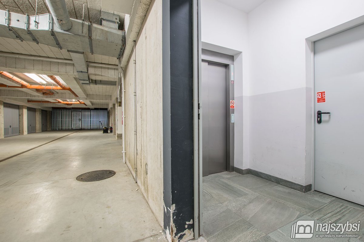 Kołobrzeg-Podczele garaż w hali garażowej (3)