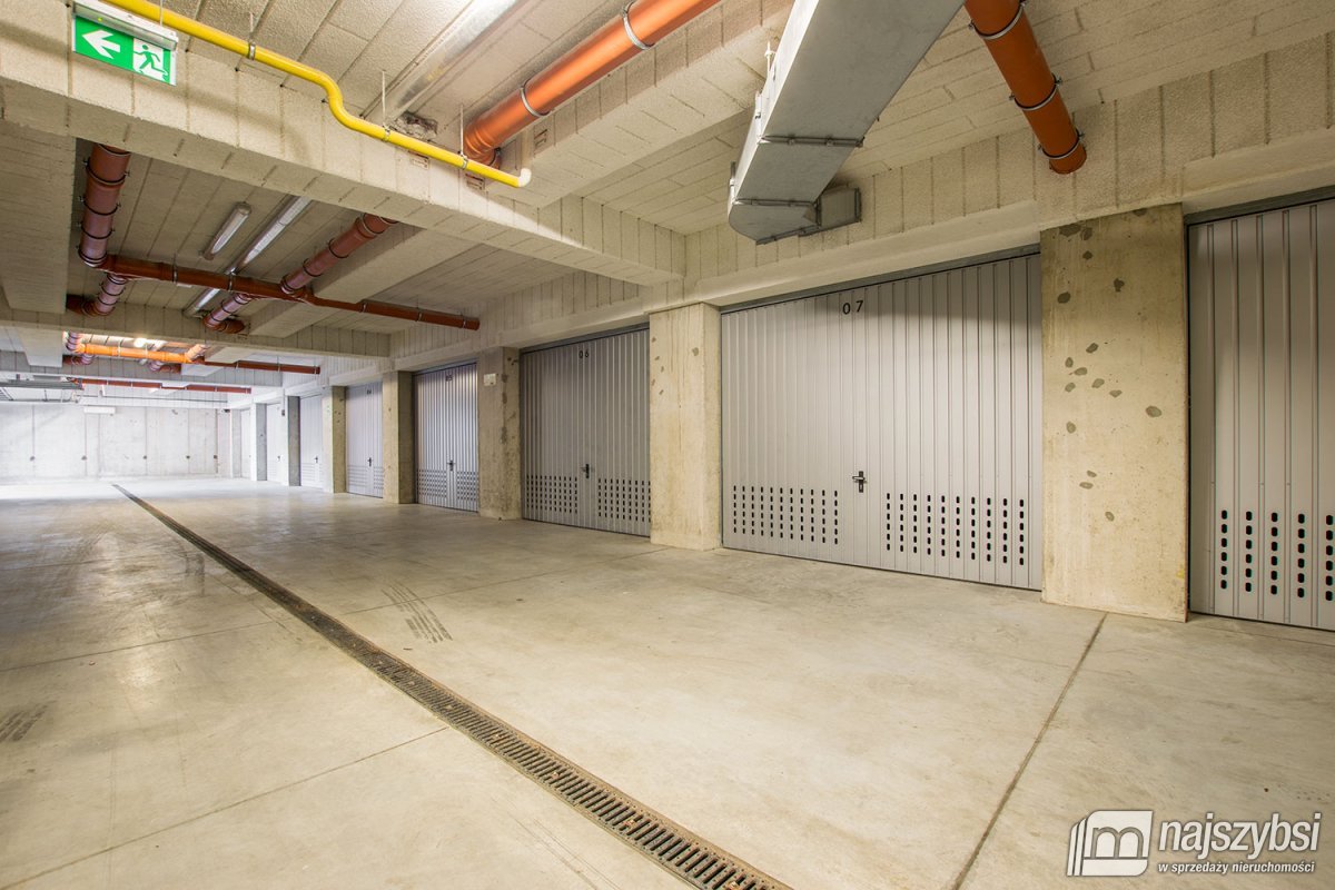 Kołobrzeg-Podczele garaż w hali garażowej (5)